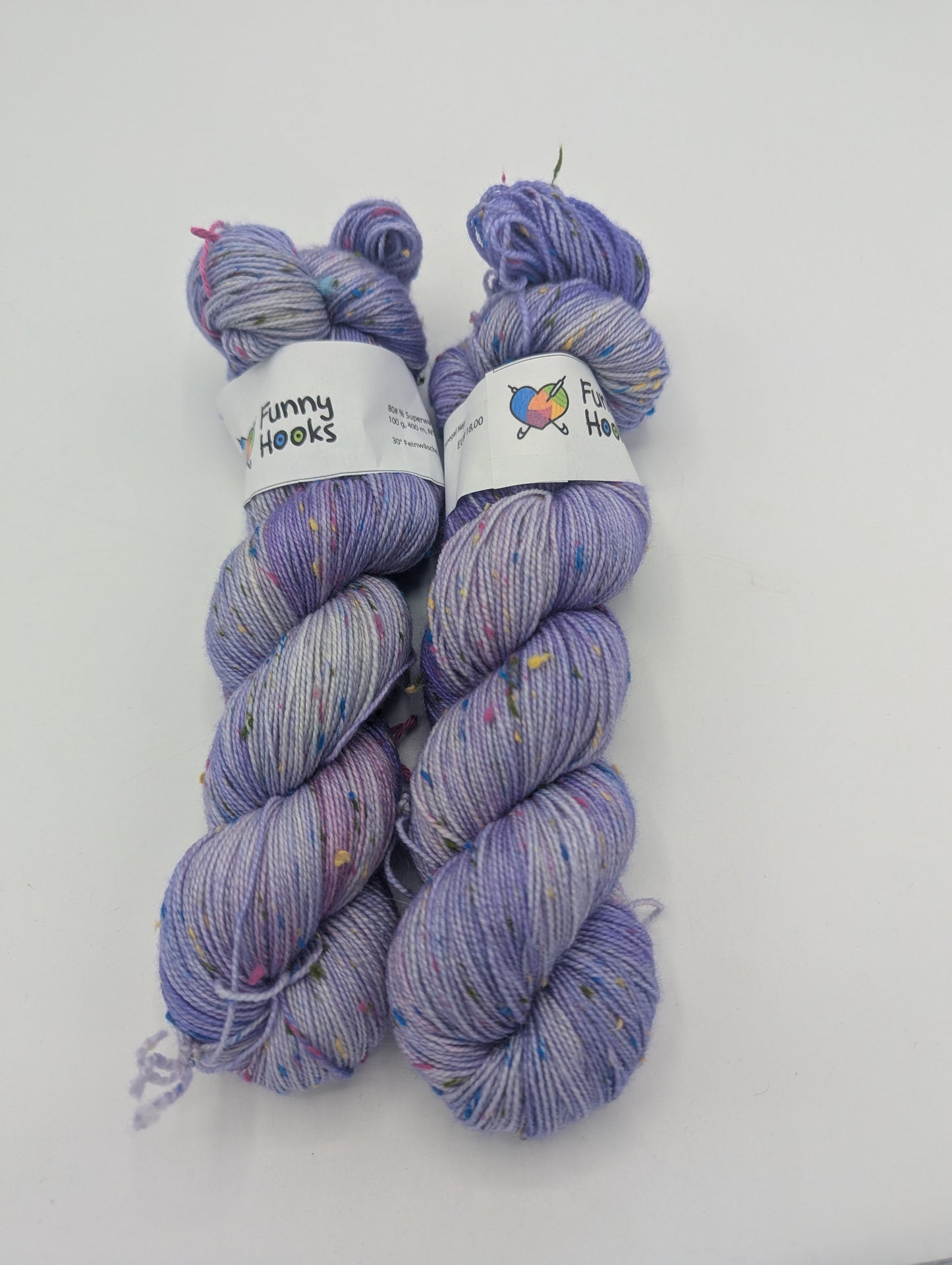 Superwash Merino/ Donegal Nep Flieder
