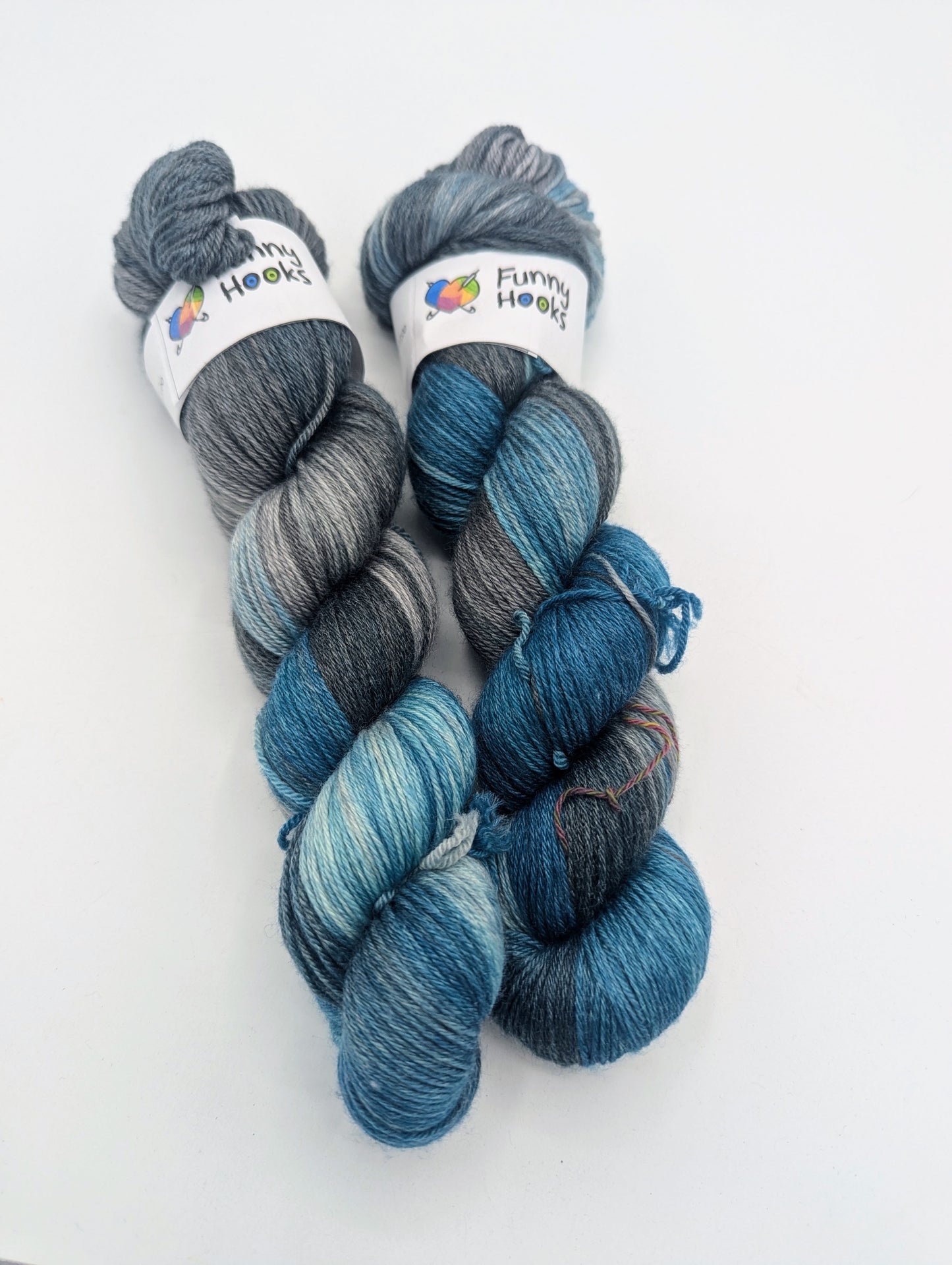 Merino/Bambus - handgefärbte Stränge