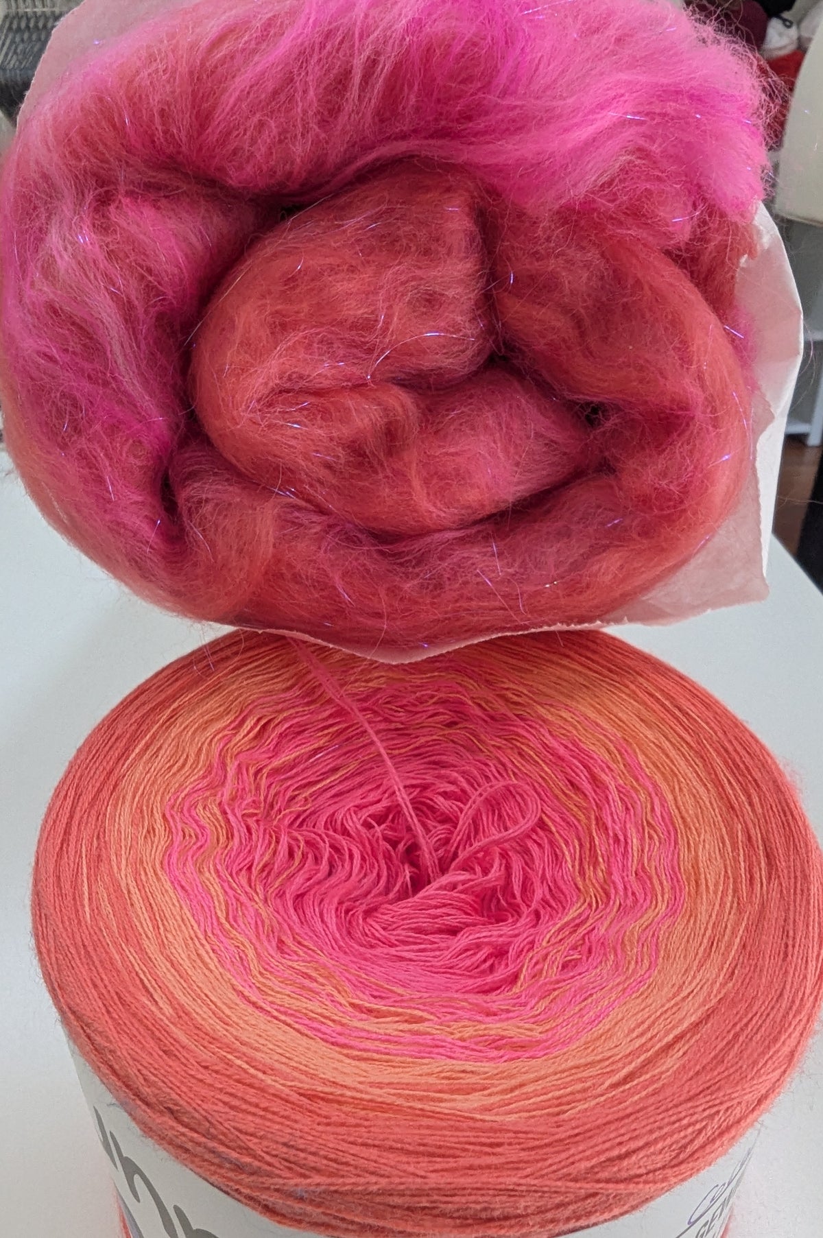 Coral Pop & Art Batt Bobbel und Spinnen vereint