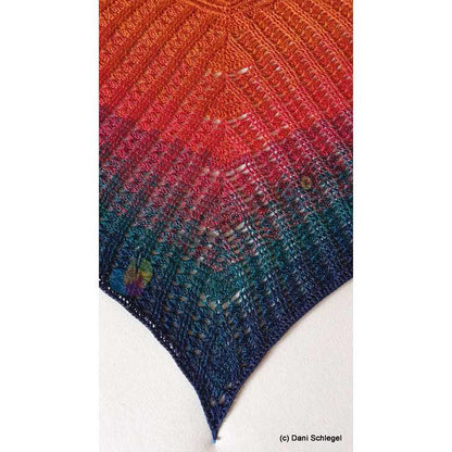 Tatu - flat triangular shawl with a not so deep point