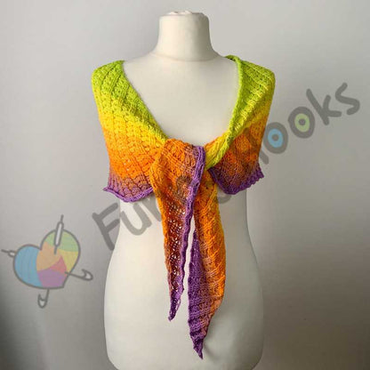Tatu - flat triangular shawl with a not so deep point