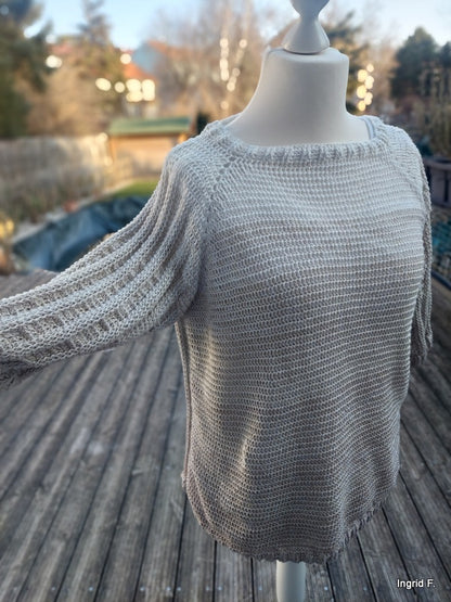Universal Pullover