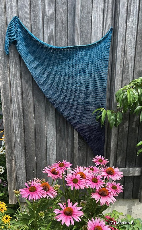 Herisao- asymmetrisches Häkeltuch