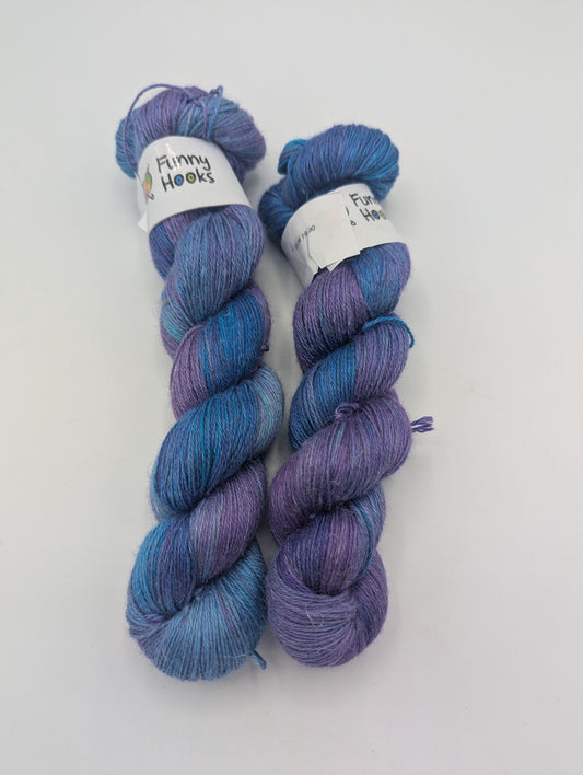 Babyalpaca/Leinen/Seide lila blau