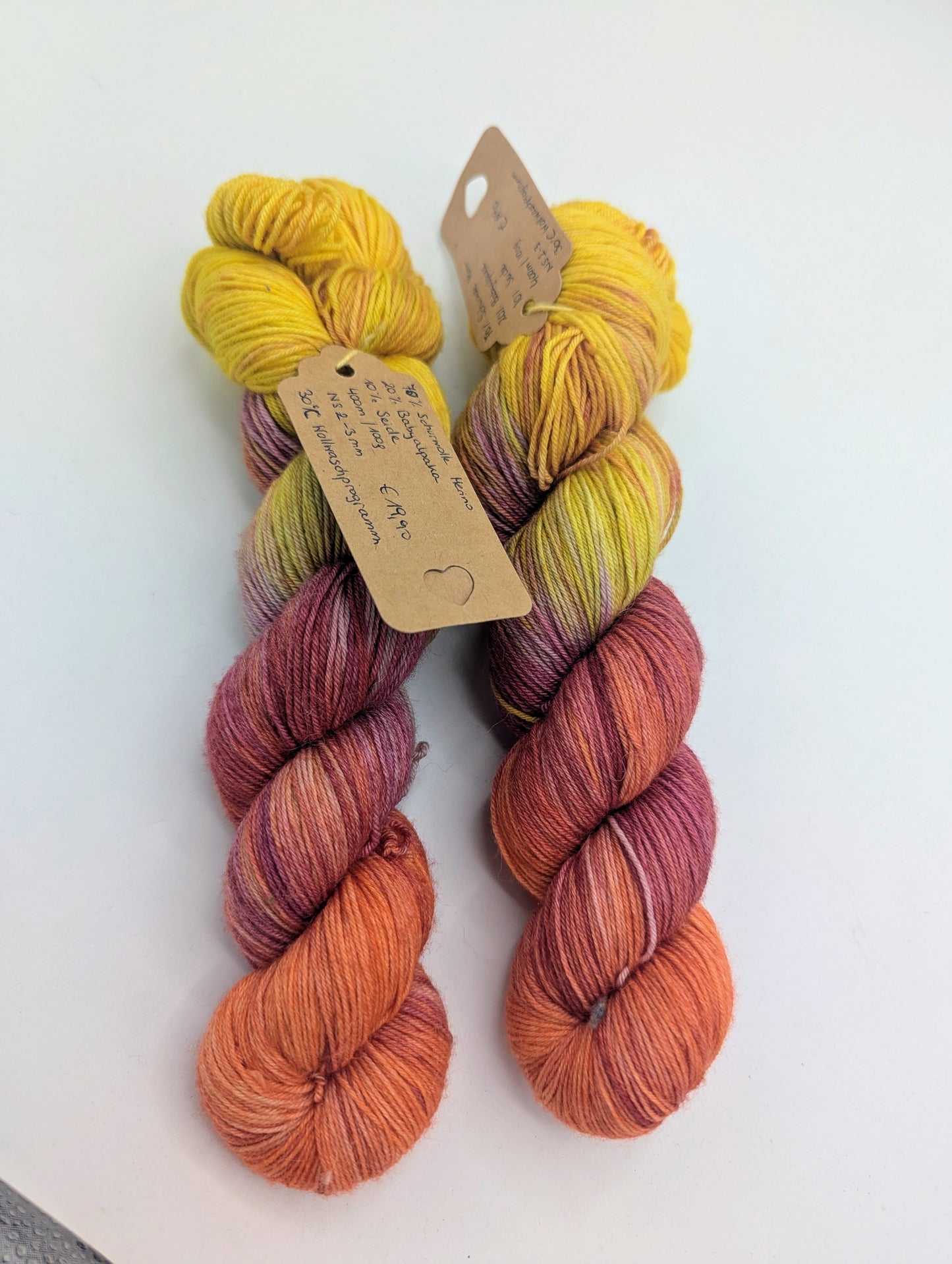 Merino/Alpaka/Seide- handgefärbte Wolle