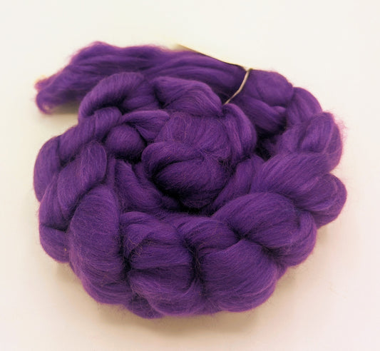 19 mic- 100 g - 100 % Wolle (Merino extrafein) Amethyst World