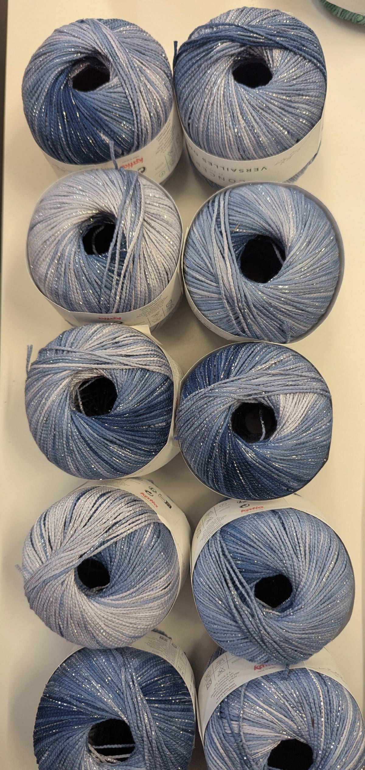 Katia Concept Versailles Ombré – Edles Viskosegarn mit sanftem Farbverlauf und feinem Glan