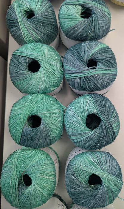 Katia Concept Versailles Ombré – Edles Viskosegarn mit sanftem Farbverlauf und feinem Glan