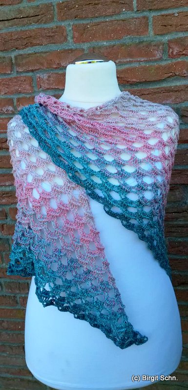 English Version - Udara - Shawl