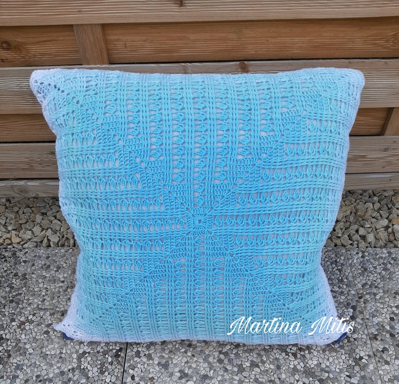 Ovisan - pillow & blanket